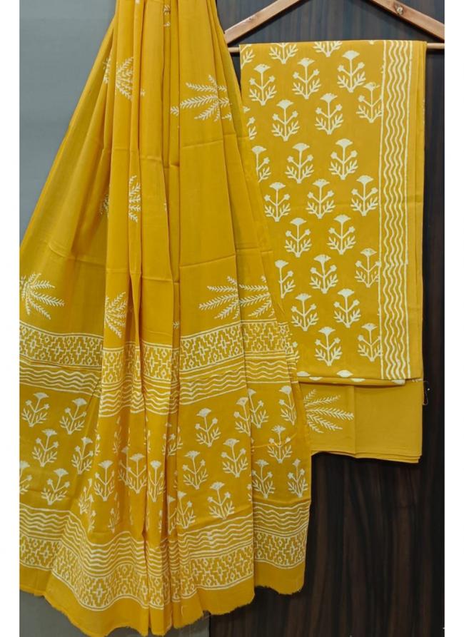 Cotton Yellow Daily Wear Printed Printed Salwar Suit